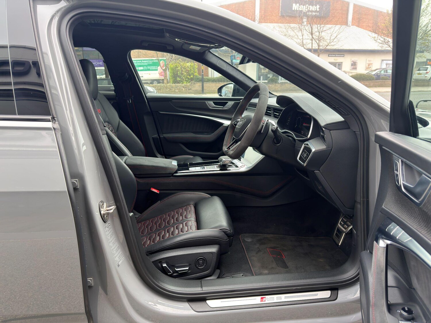 Used Audi RS6 Avant 2024 for sale - 77970003: Photo 21