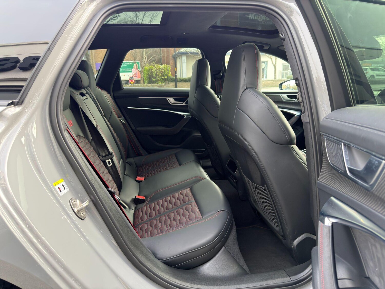 Used Audi RS6 Avant 2024 for sale - 77970003: Photo 25