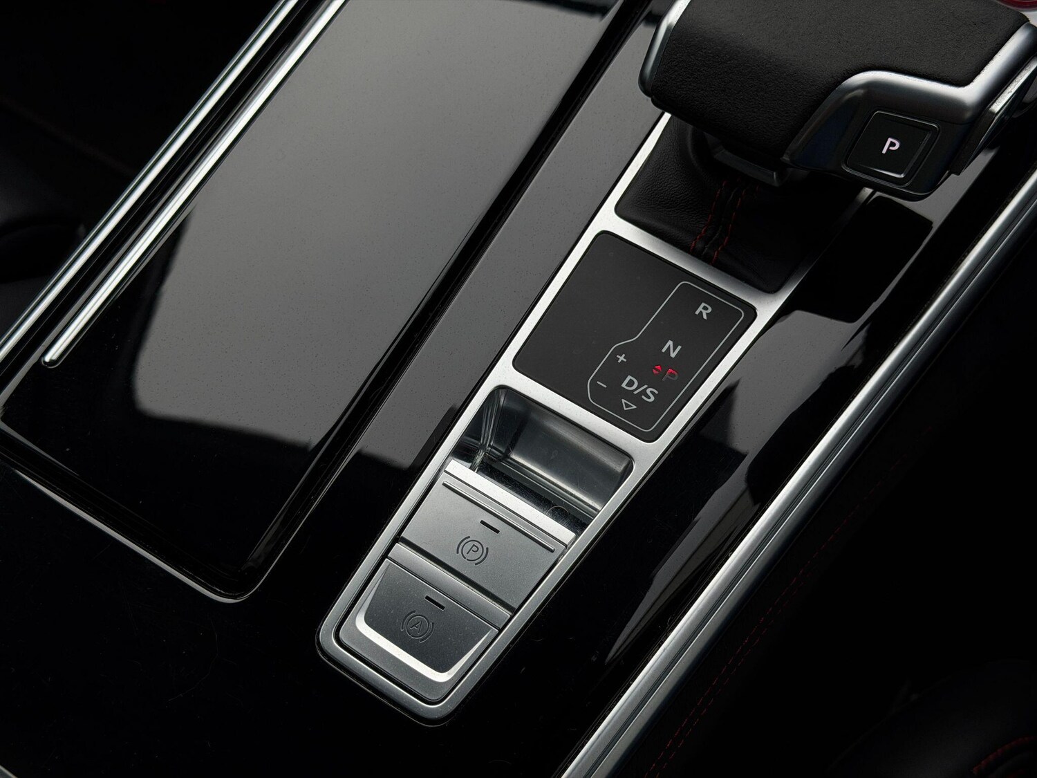 Used Audi RS6 Avant 2024 for sale - 77970003: Photo 48