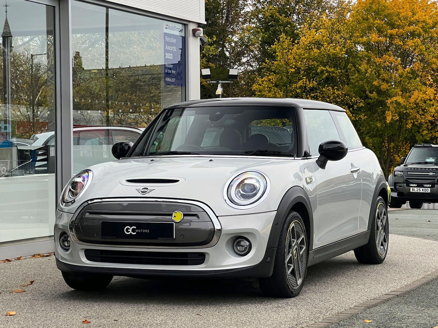 Used MINI Hatch 2020 for sale - 76485449: Photo 1