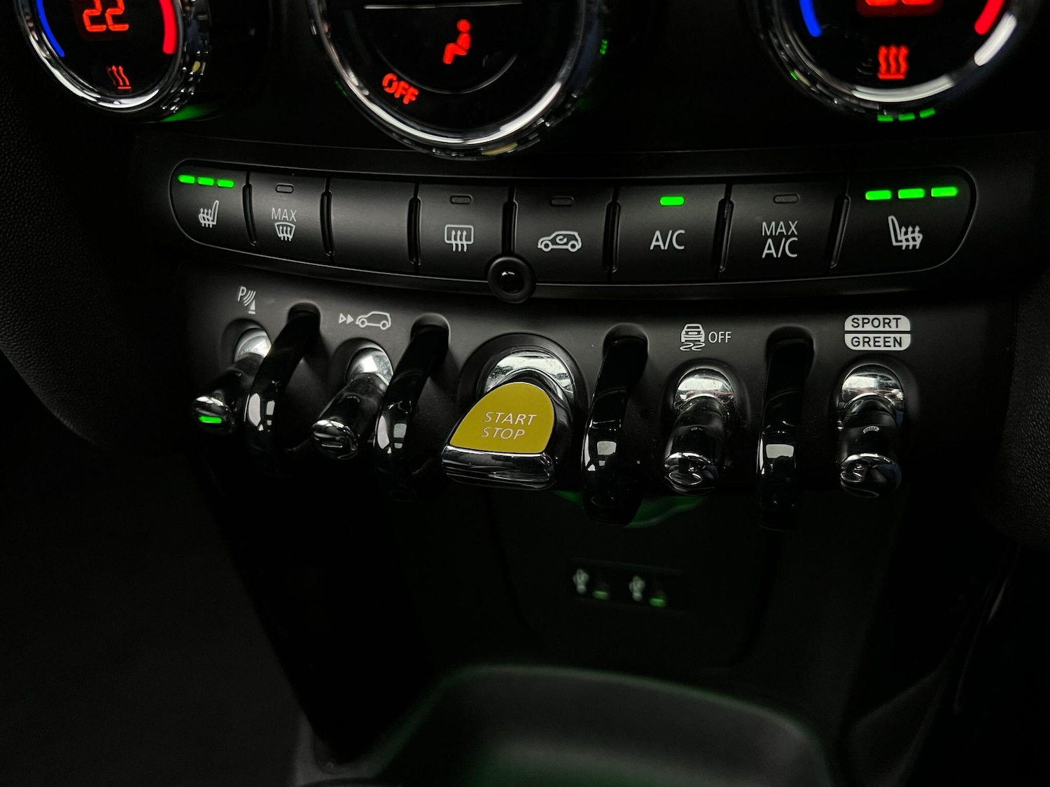 Used MINI Hatch 2020 for sale - 76485449: Photo 48