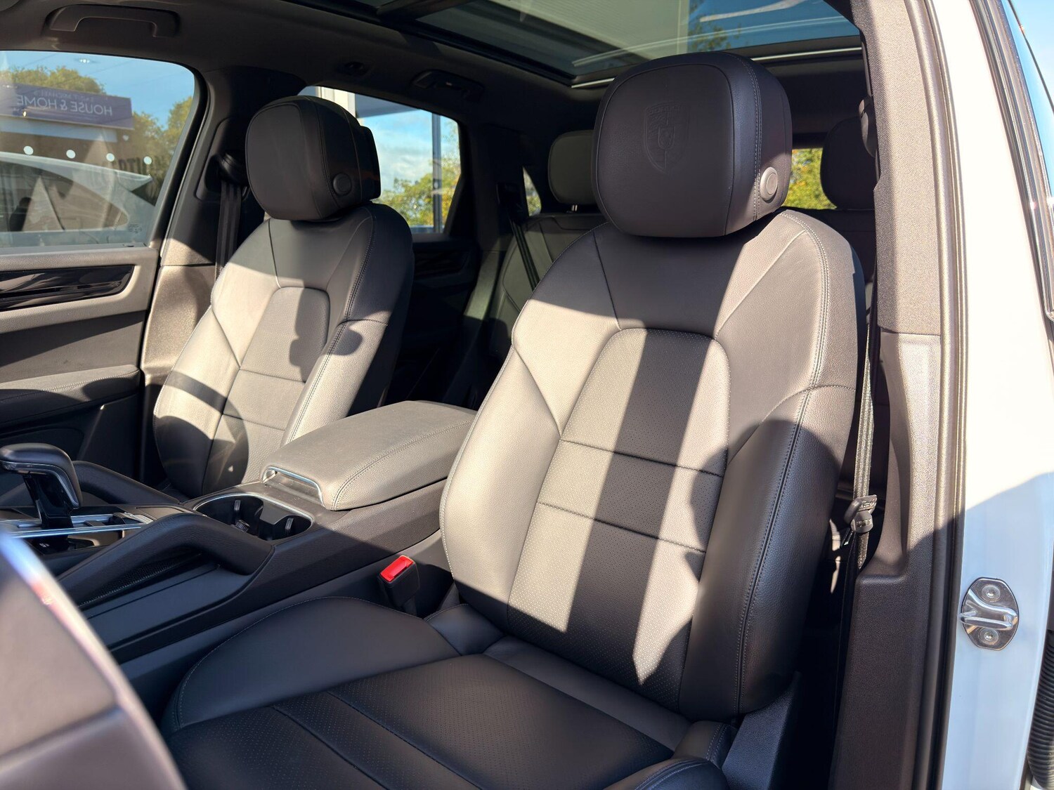 Used Porsche Cayenne 2022 for sale - 75928000: Photo 17