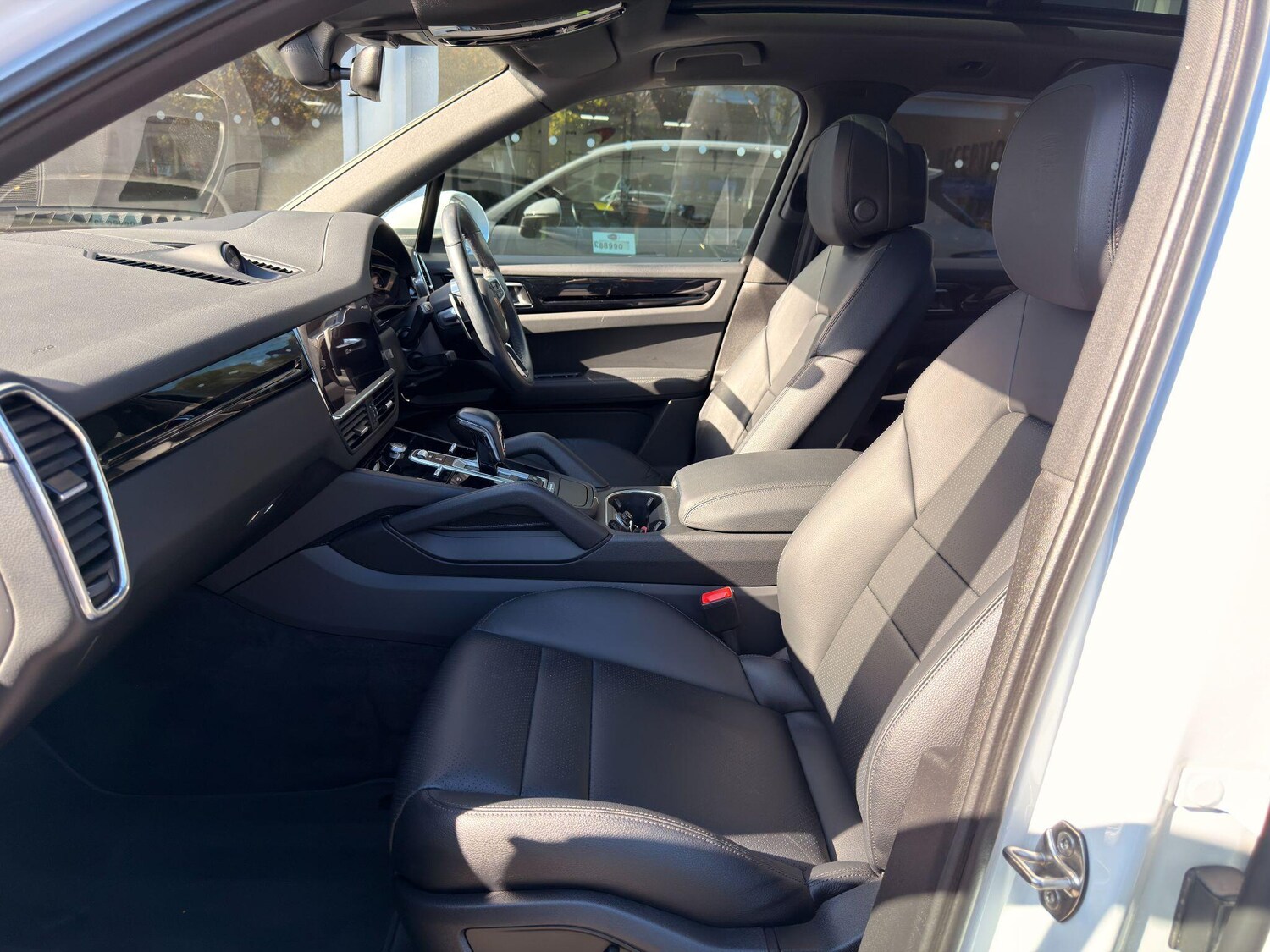 Used Porsche Cayenne 2022 for sale - 75928000: Photo 18