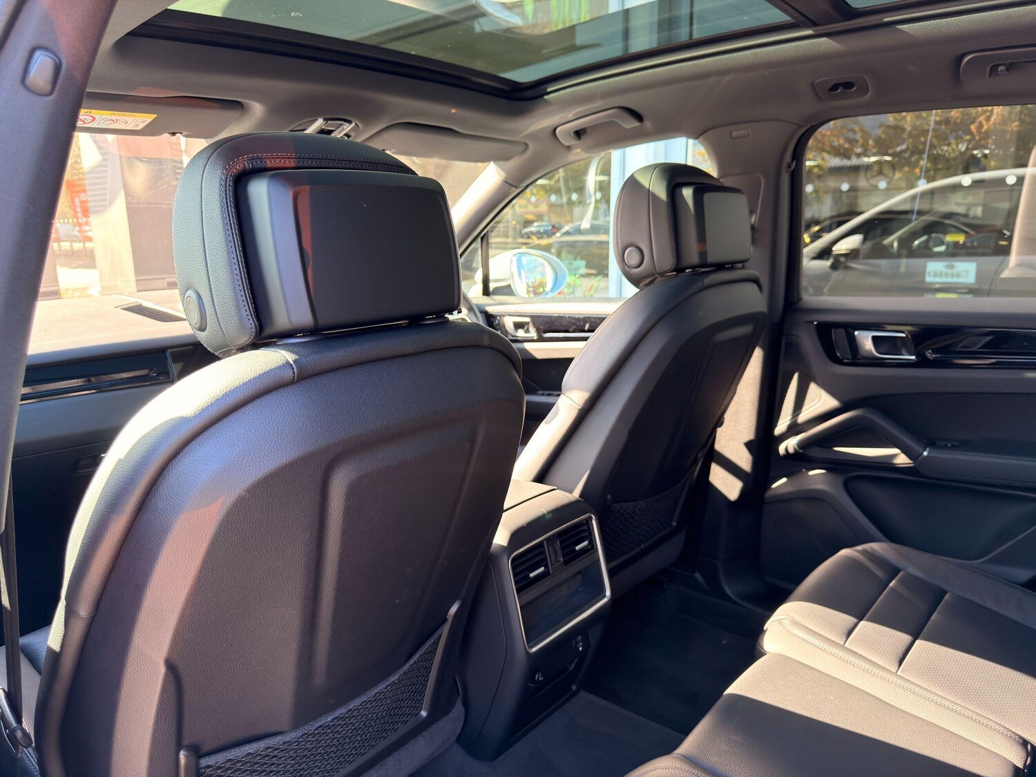 Used Porsche Cayenne 2022 for sale - 75928000: Photo 24