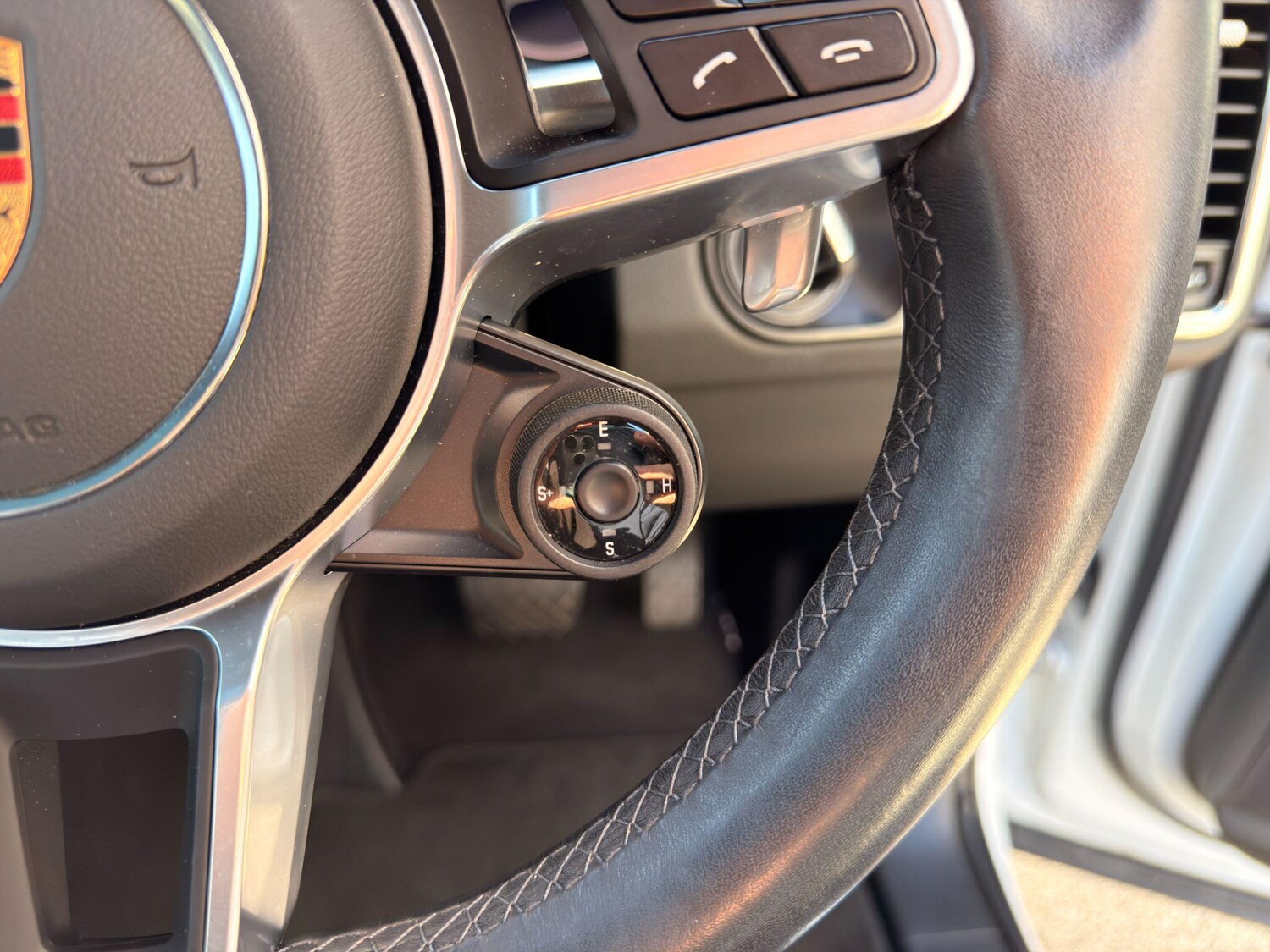 Used Porsche Cayenne 2022 for sale - 75928000: Photo 32