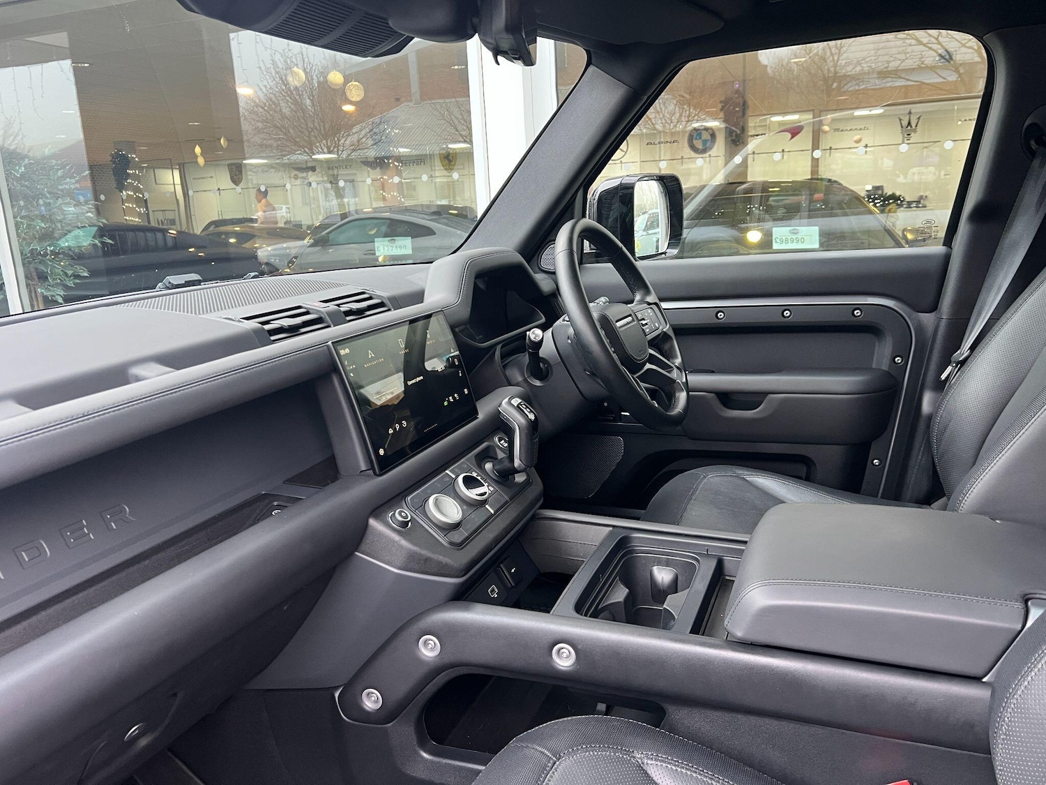 Used Land Rover Defender 2024 for sale - 77016669: Photo 23