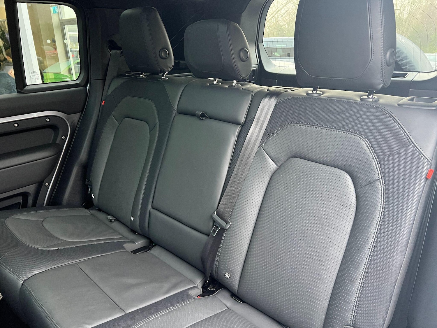 Used Land Rover Defender 2024 for sale - 77016669: Photo 27