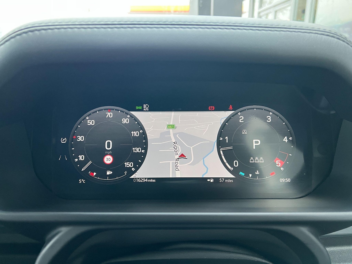 Used Land Rover Defender 2024 for sale - 77016669: Photo 37