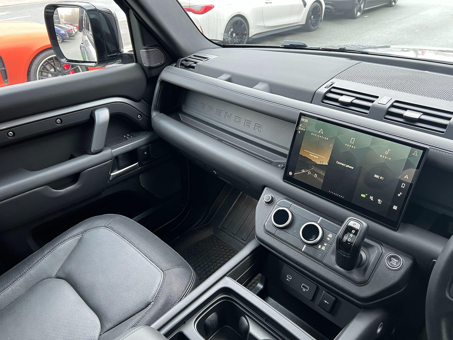 Used Land Rover Defender 2024 for sale - 77016669: Photo 38