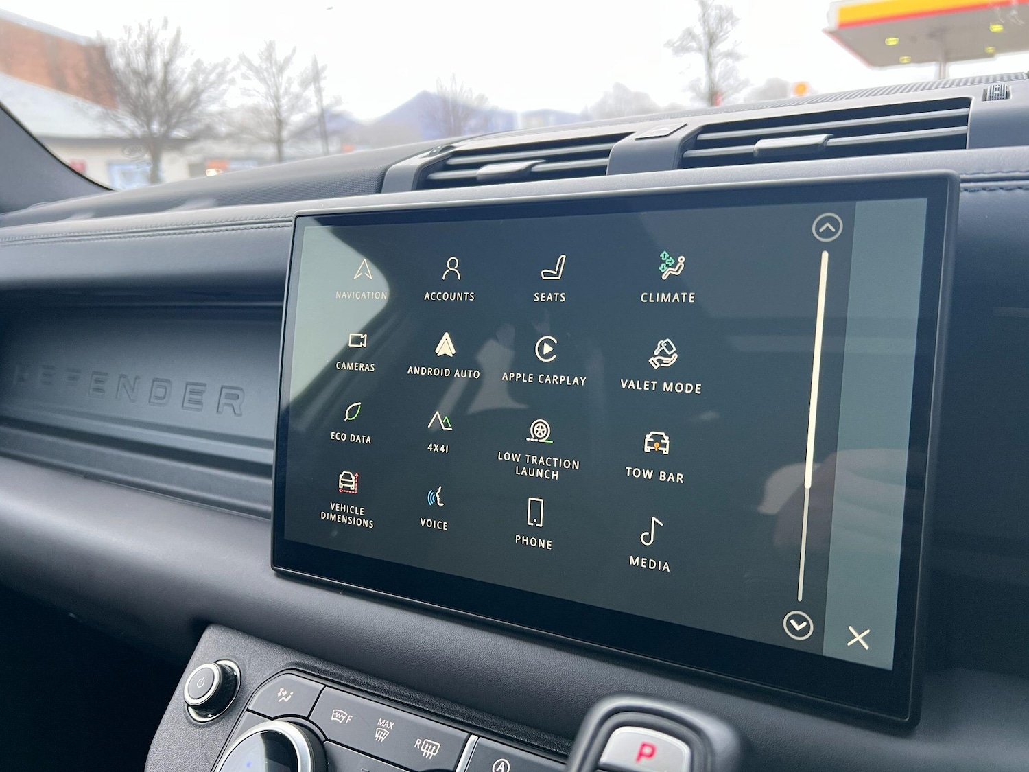 Used Land Rover Defender 2024 for sale - 77016669: Photo 42