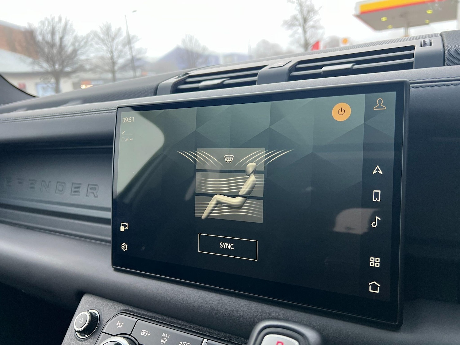 Used Land Rover Defender 2024 for sale - 77016669: Photo 47