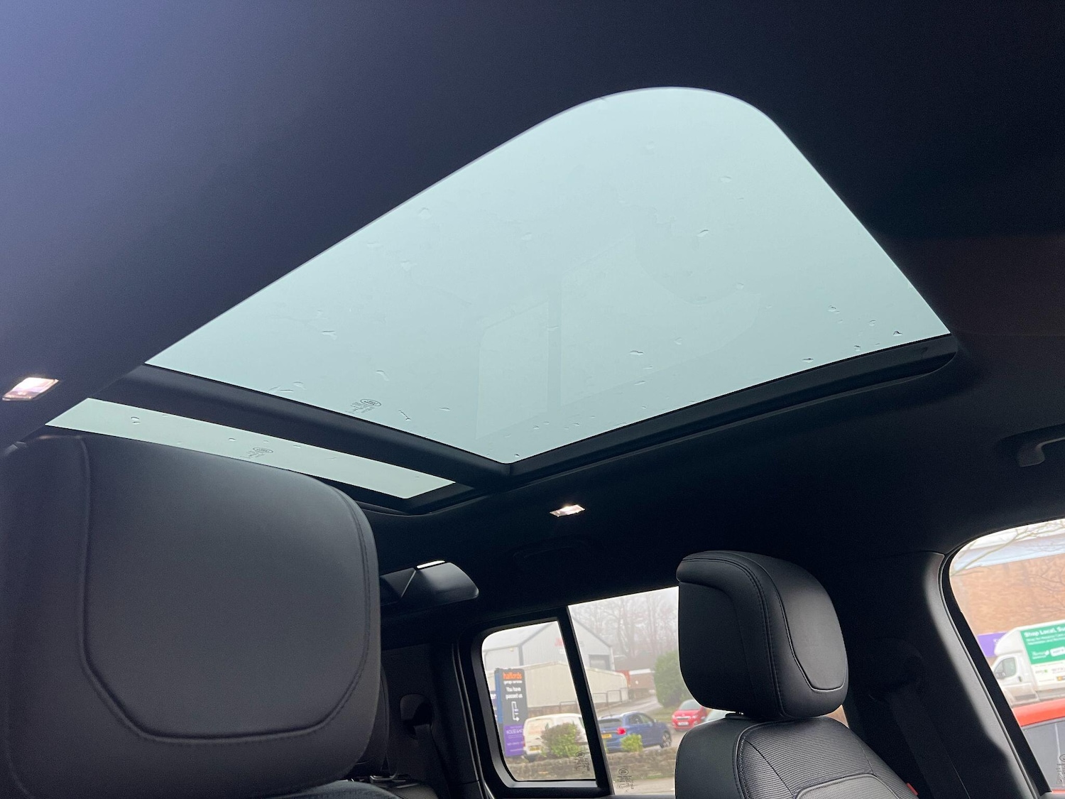 Used Land Rover Defender 2024 for sale - 77016669: Photo 50