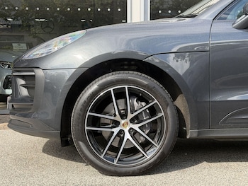 Used Porsche Macan 2022 for sale - 79440980: Photo