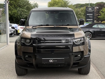 Used Land Rover Defender 2024 for sale - 78946431: Photo