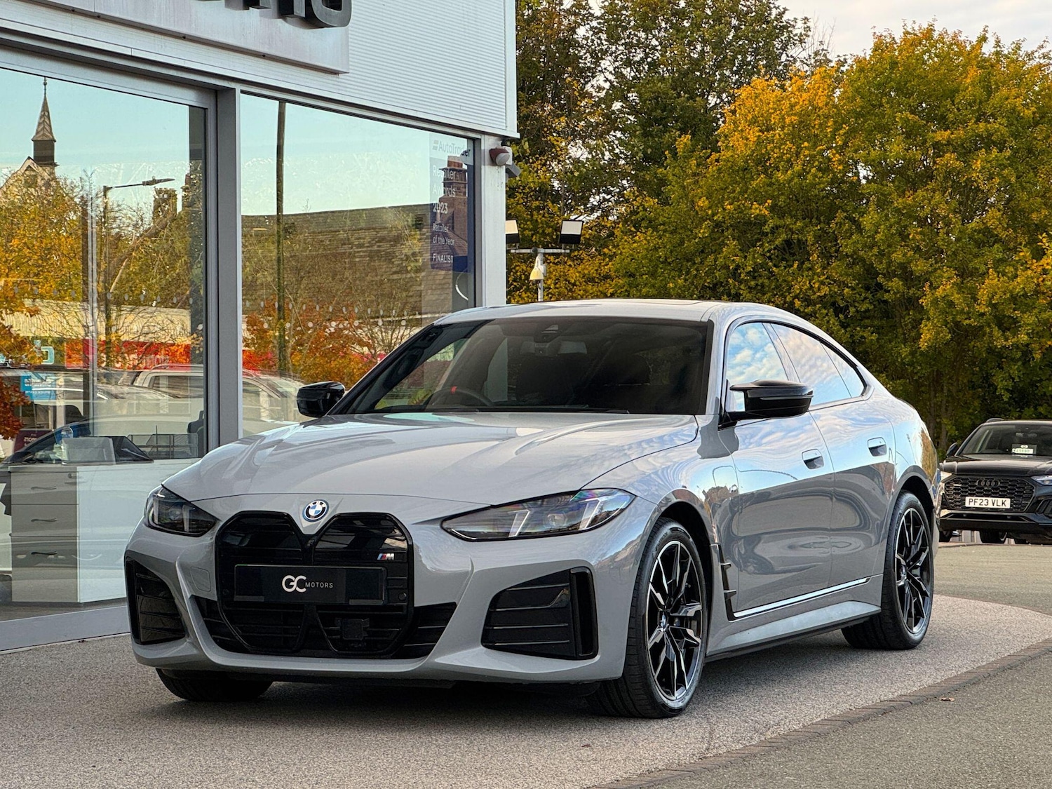 Used BMW i4 2025 for sale - 76549311: Photo 1