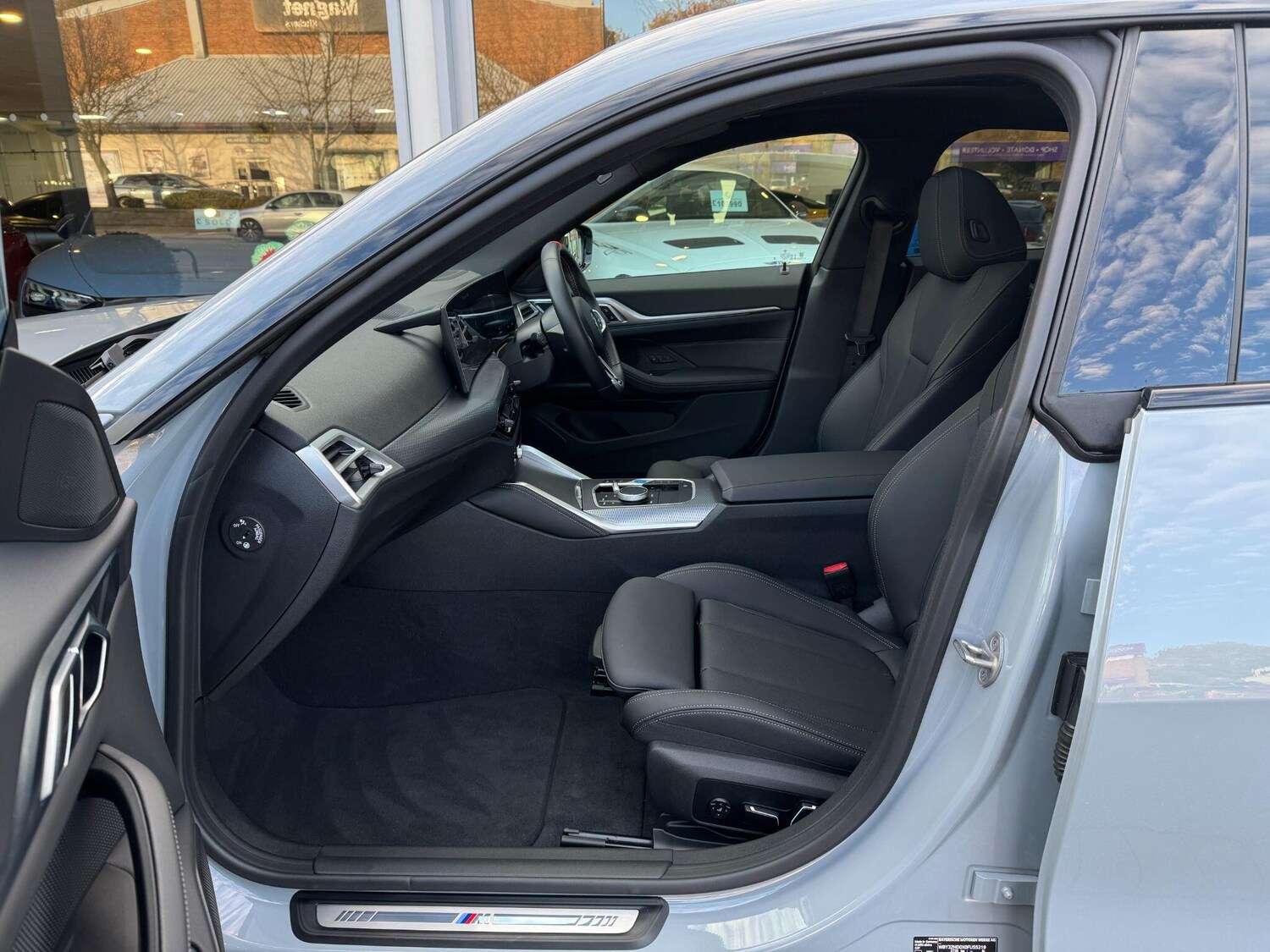 Used BMW i4 2025 for sale - 76549311: Photo 24