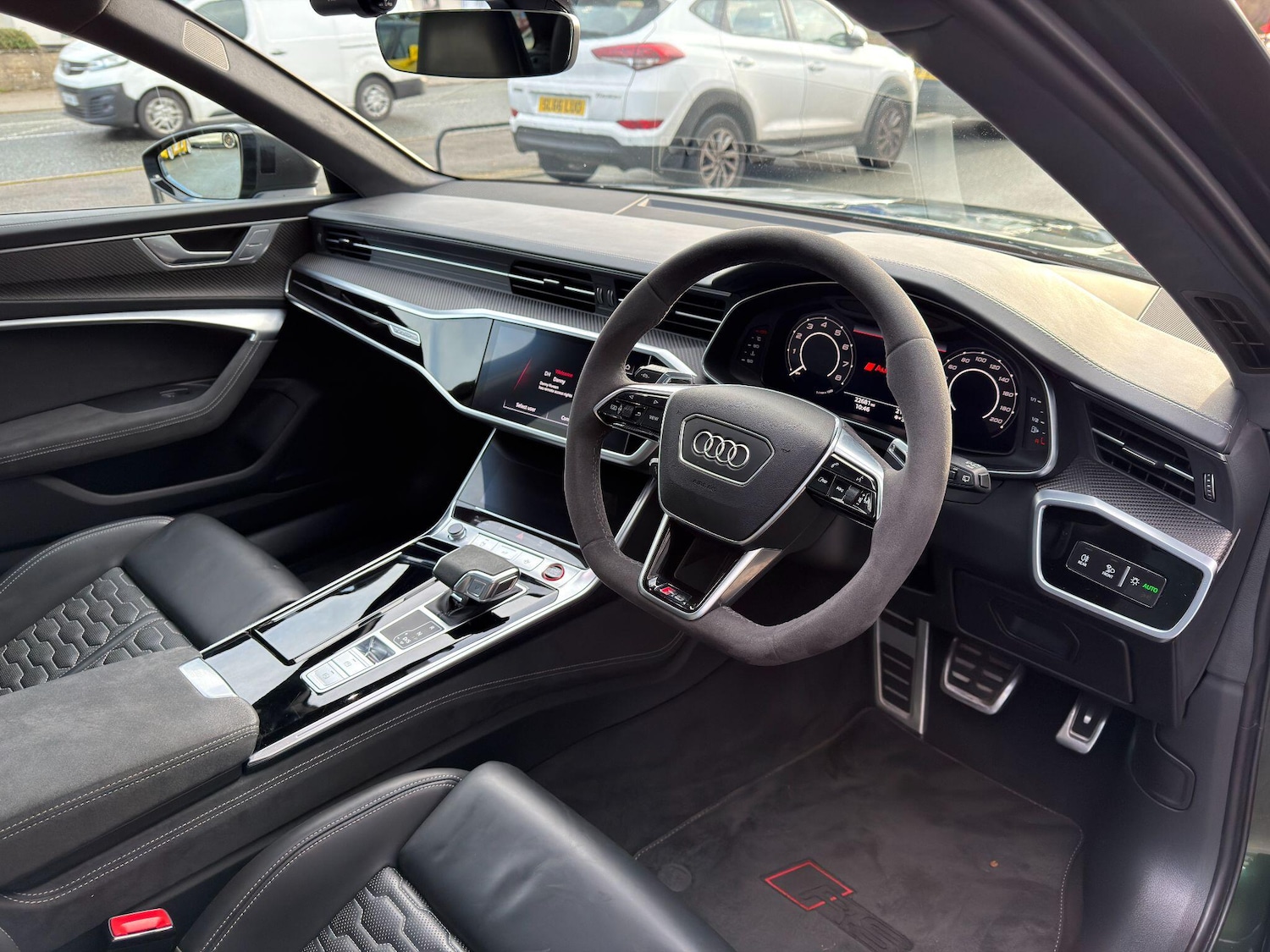 Used Audi RS6 2023 for sale - 76620538: Photo 15
