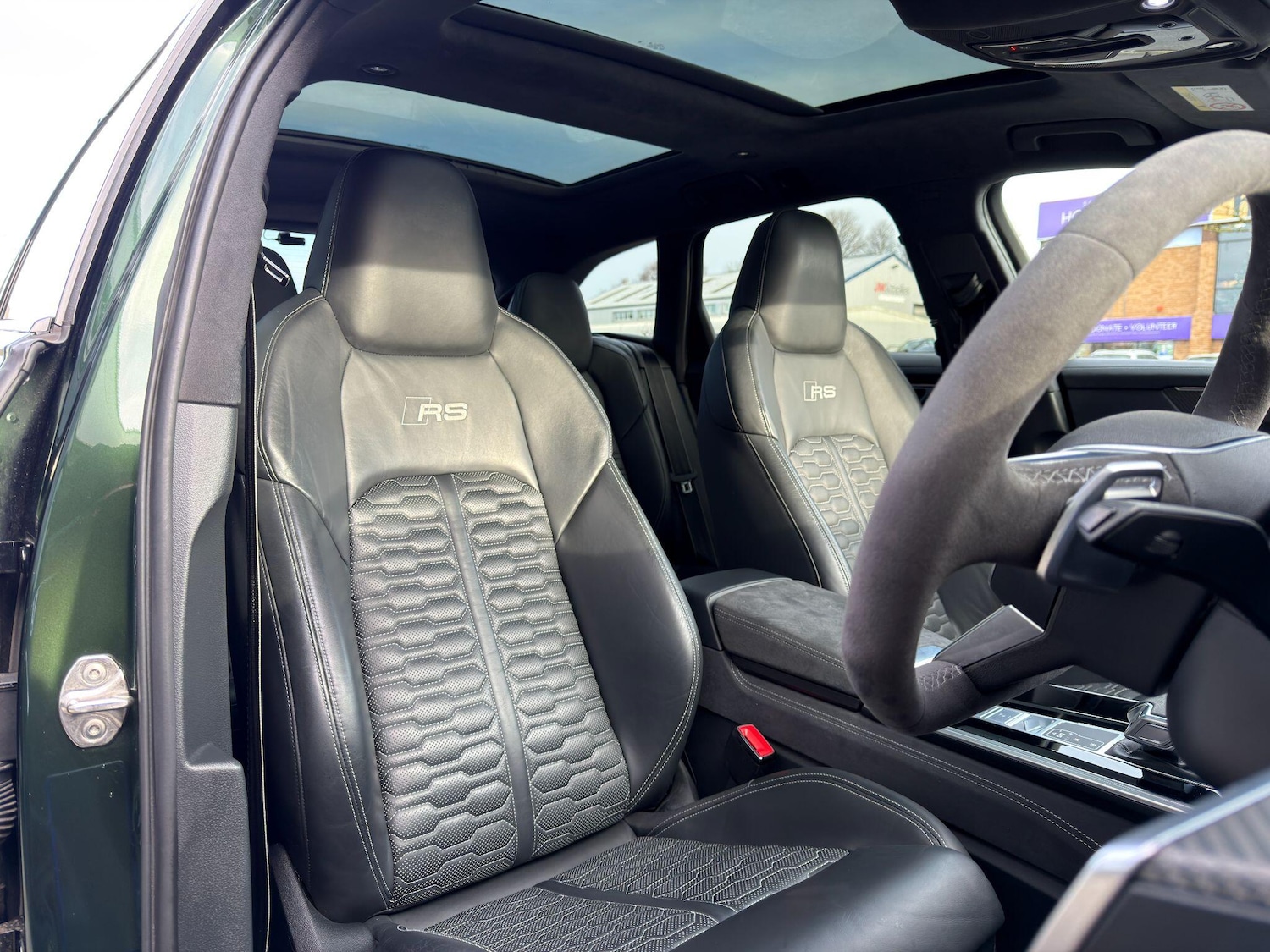 Used Audi RS6 2023 for sale - 76620538: Photo 17