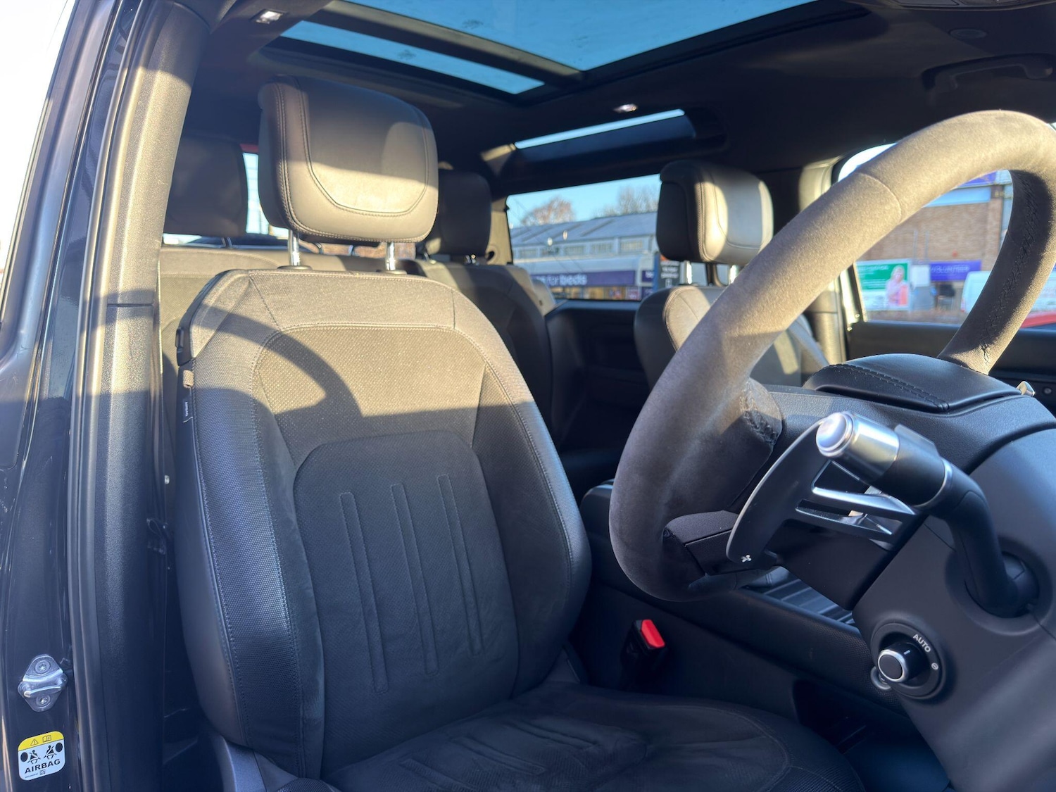 Used Land Rover Defender 90 for sale - 77015495: Photo 18