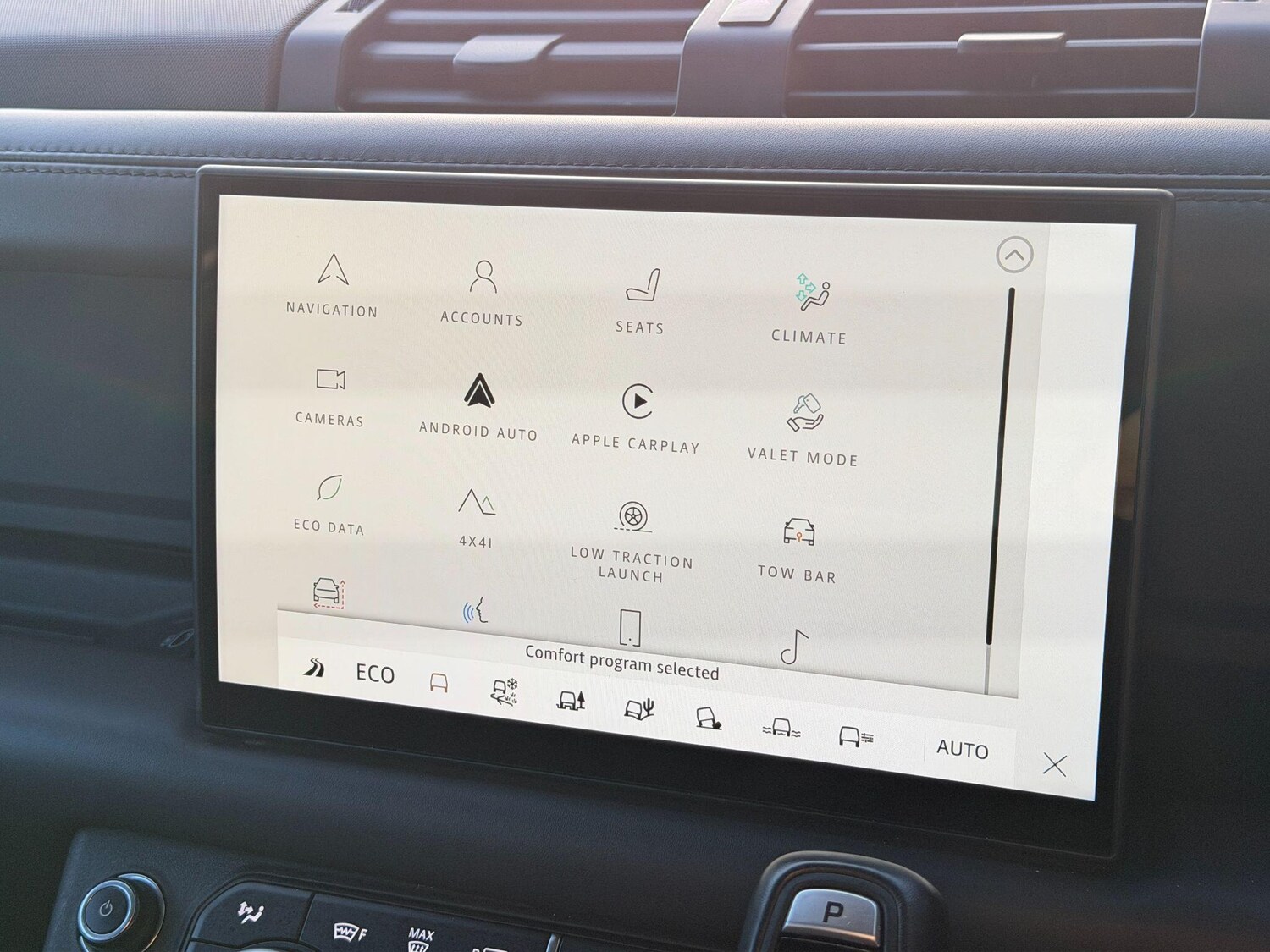 Used Land Rover Defender 90 for sale - 77015495: Photo 31