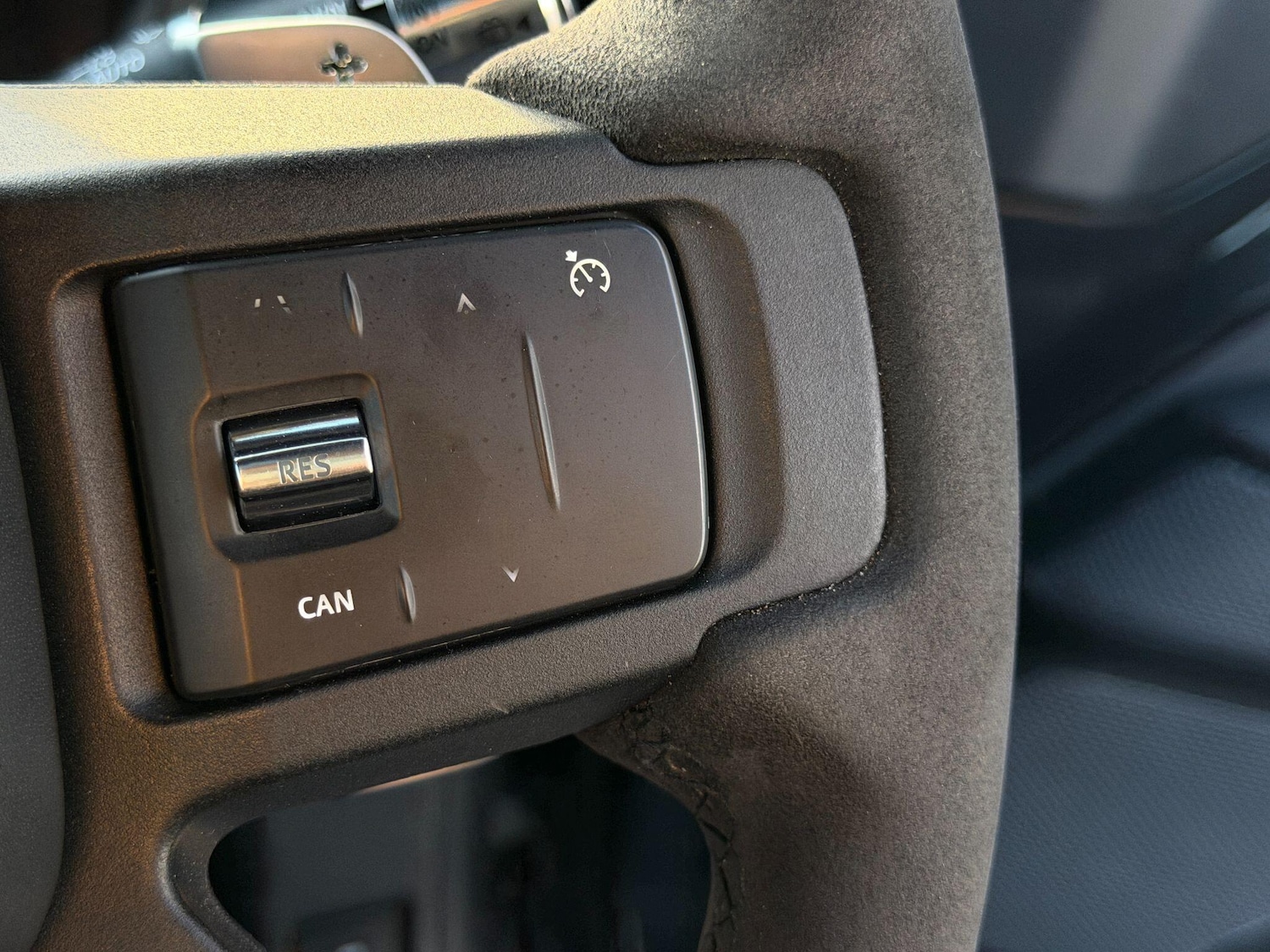 Used Land Rover Defender 90 for sale - 77015495: Photo 49