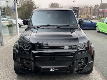 Used Land Rover Defender 90 2021 for sale - 77015495: Photo