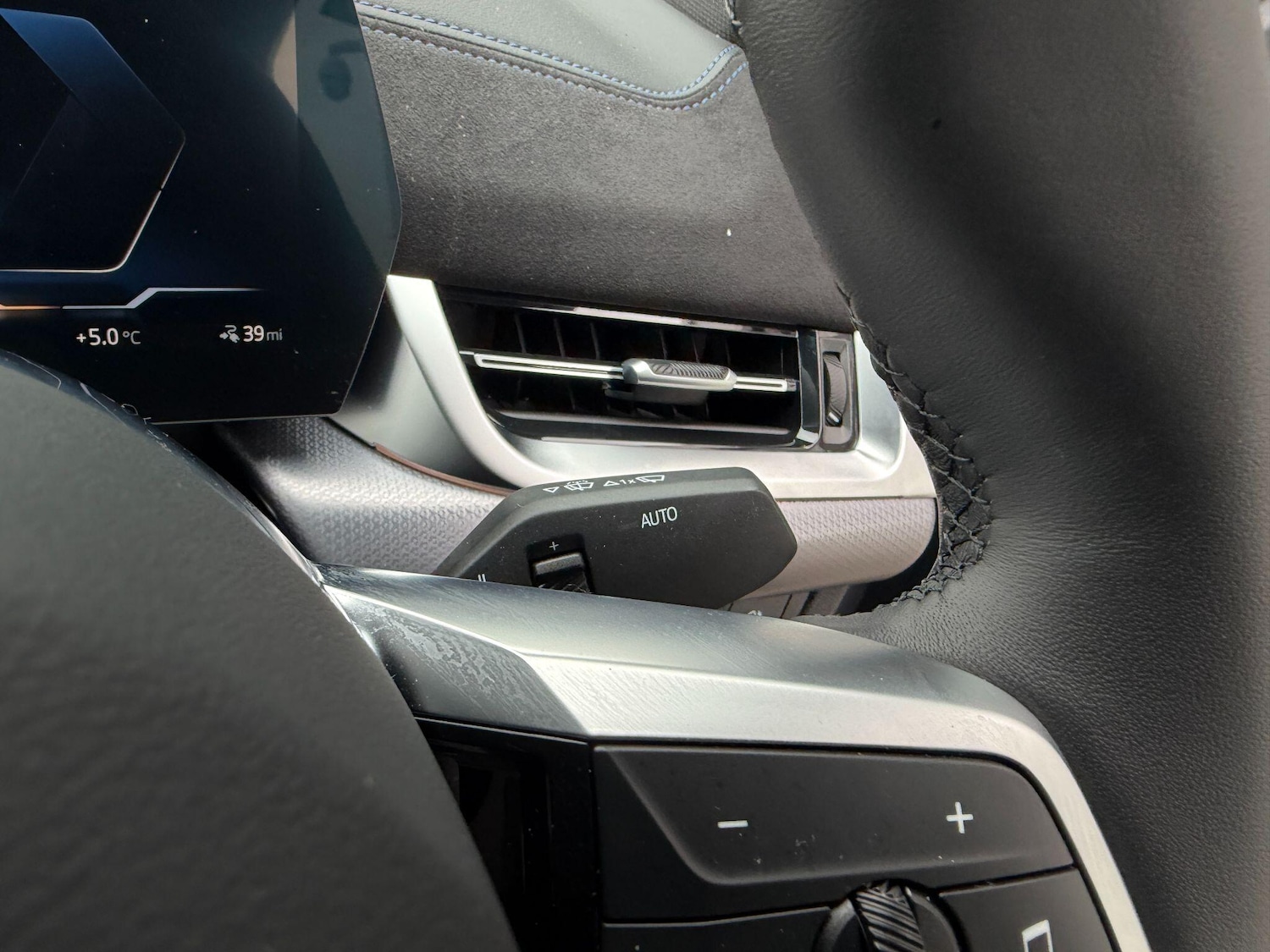 Used BMW iX2 2025 for sale - 76689798: Photo 29