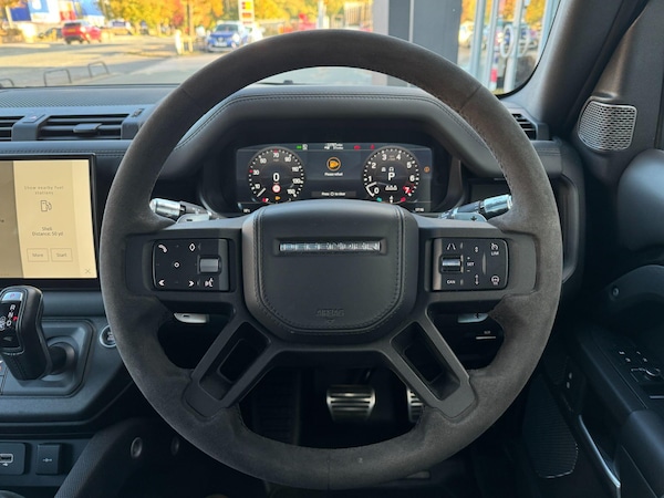 Used Land Rover Defender 90 2022 for sale - 76188957: Photo 19