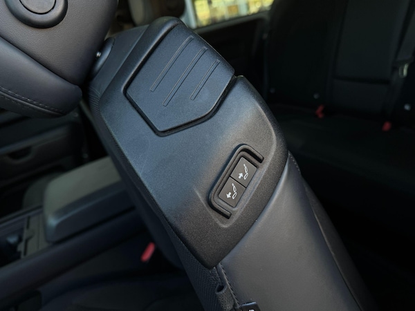 Used Land Rover Defender 90 2022 for sale - 76188957: Photo 26