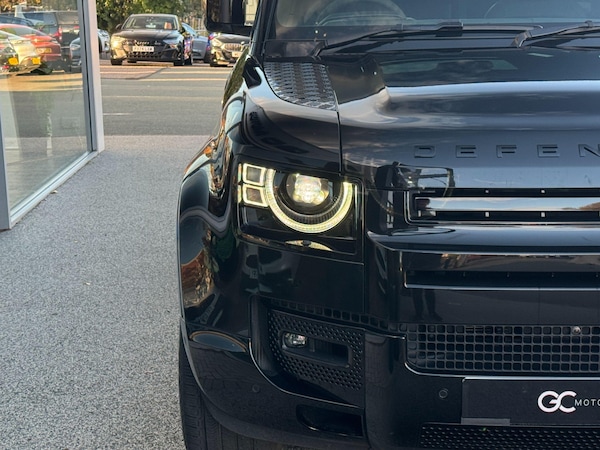Used Land Rover Defender 90 2022 for sale - 76188957: Photo 55