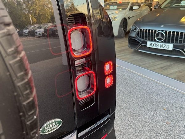 Used Land Rover Defender 90 2022 for sale - 76188957: Photo 66