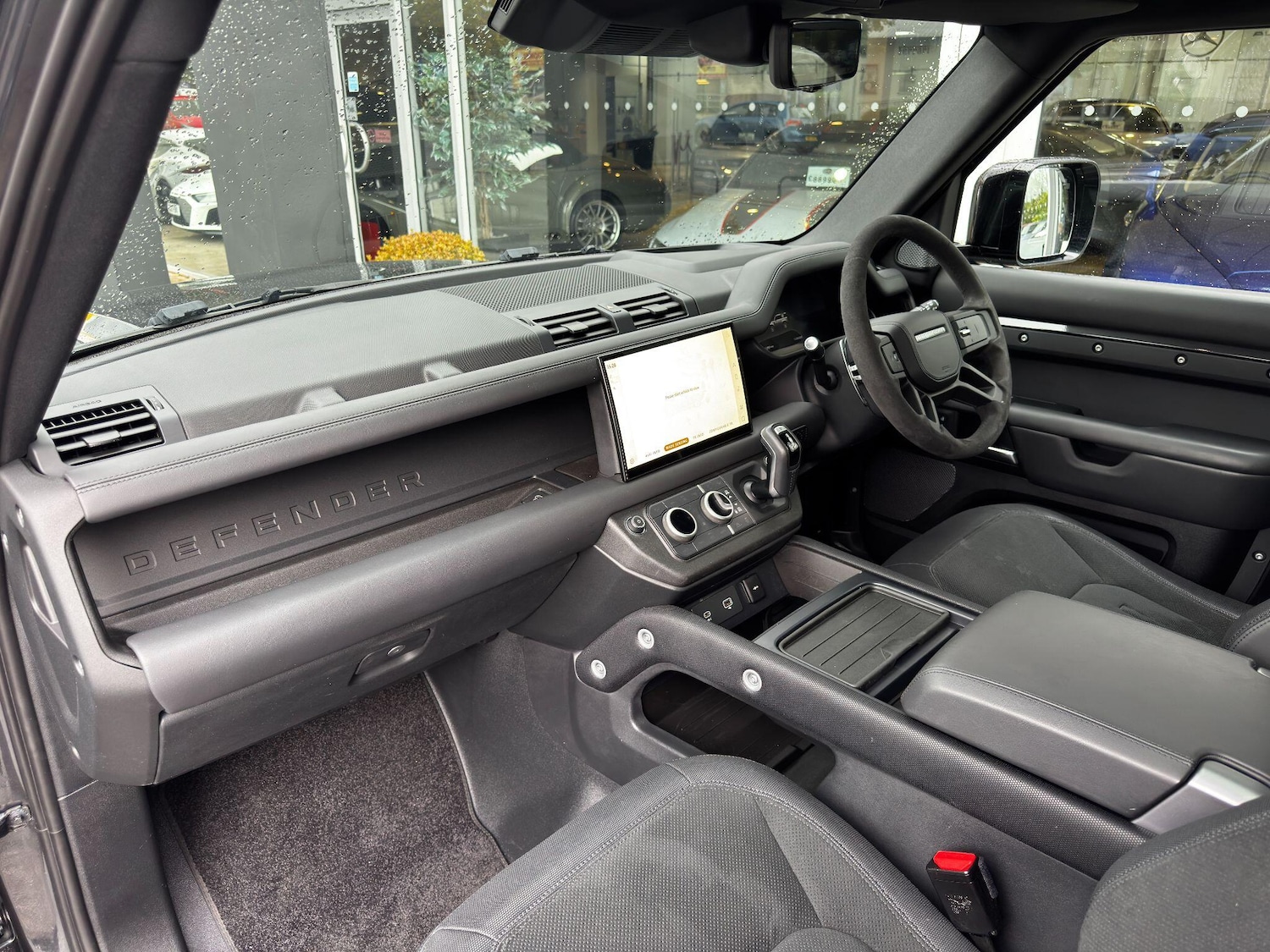 Used Land Rover Defender 90 2023 for sale - 75915653: Photo 13