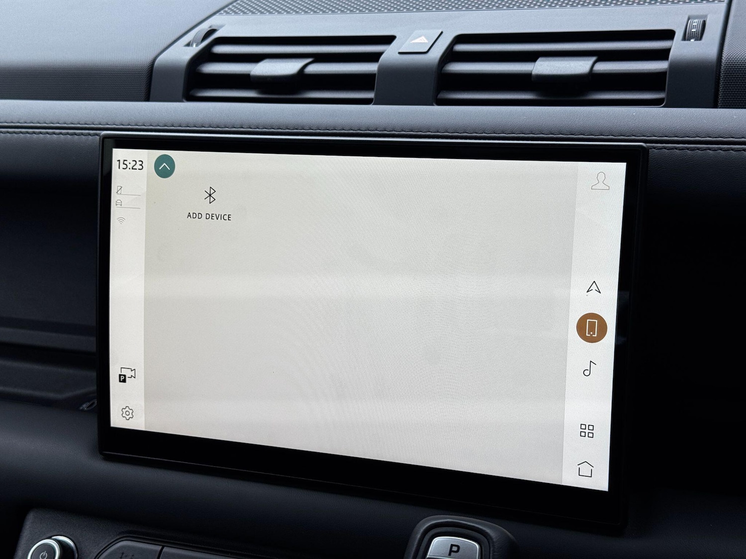 Used Land Rover Defender 90 2023 for sale - 75915653: Photo 34