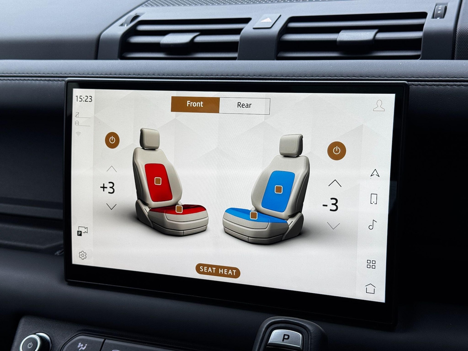 Used Land Rover Defender 90 2023 for sale - 75915653: Photo 37