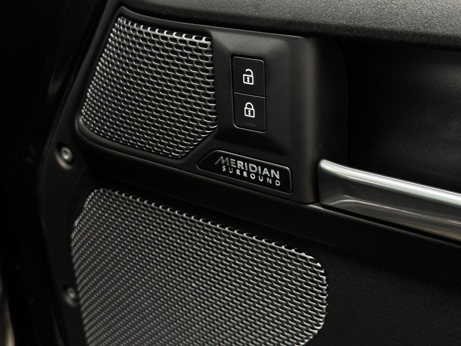 Used Land Rover Defender 90 2023 for sale - 75915653: Photo 52