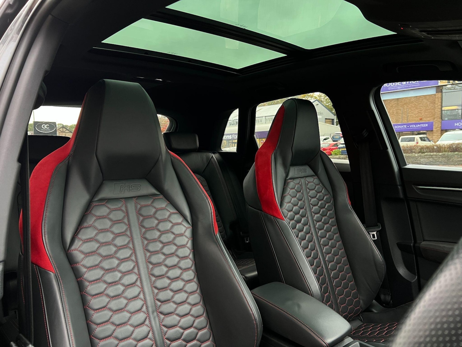 Used Audi RS Q3 2021 for sale - 76327328: Photo 15