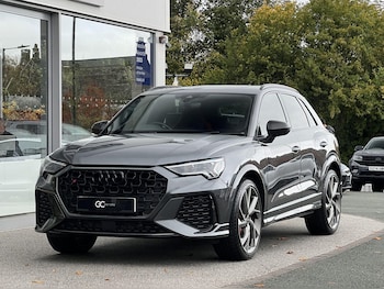 Audi - RS Q3