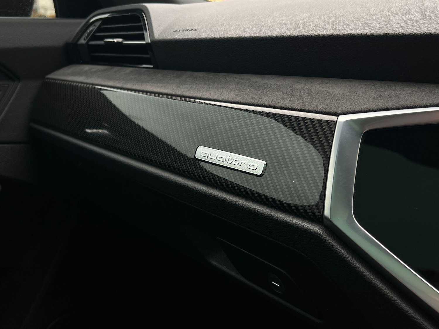 Used Audi RS Q3 2021 for sale - 76327328: Photo 69