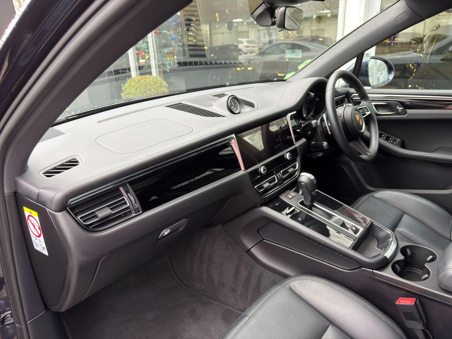 Used Porsche Macan 2022 for sale - 76965365: Photo 12