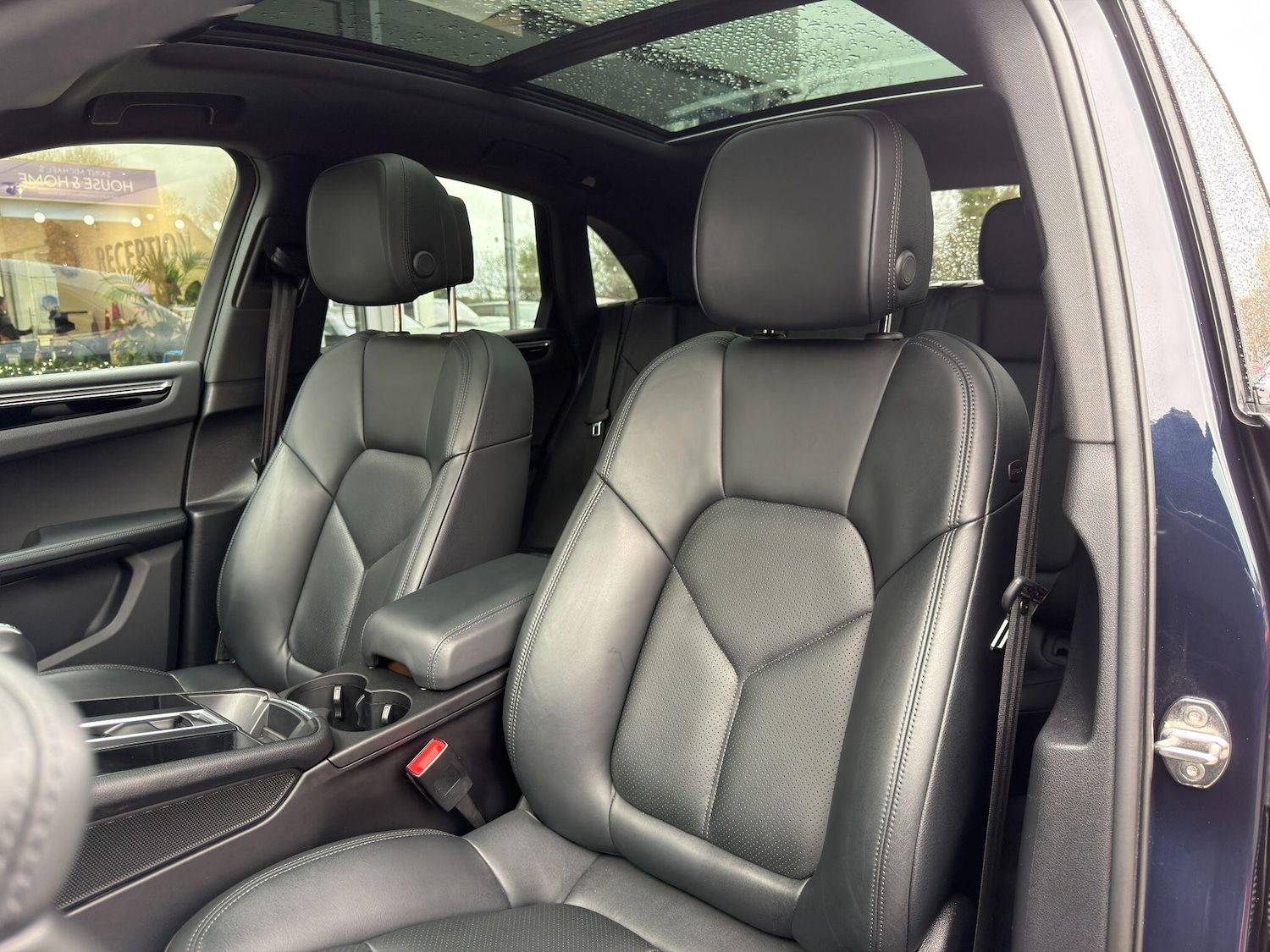 Used Porsche Macan 2022 for sale - 76965365: Photo 14