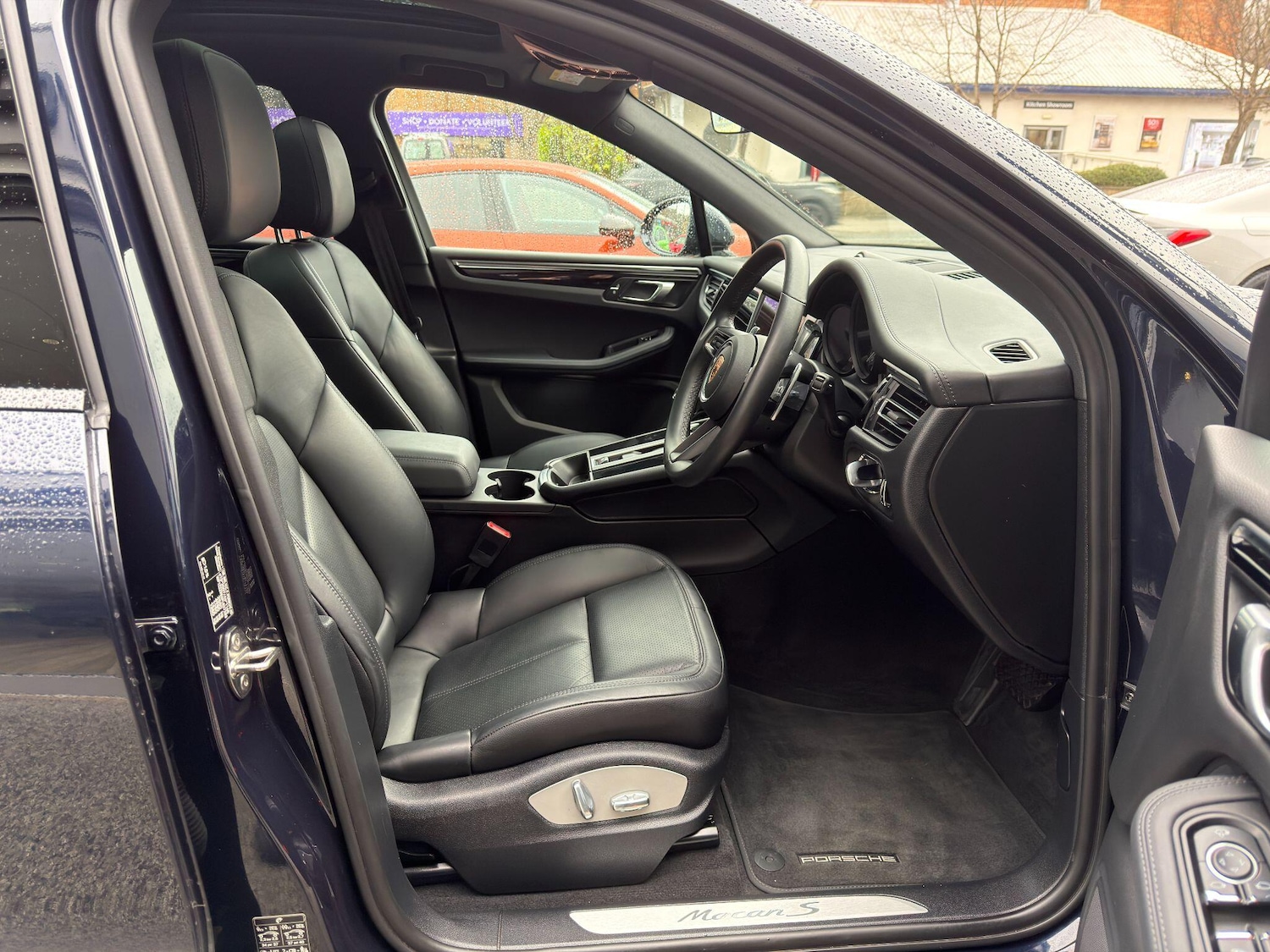 Used Porsche Macan 2022 for sale - 76965365: Photo 15