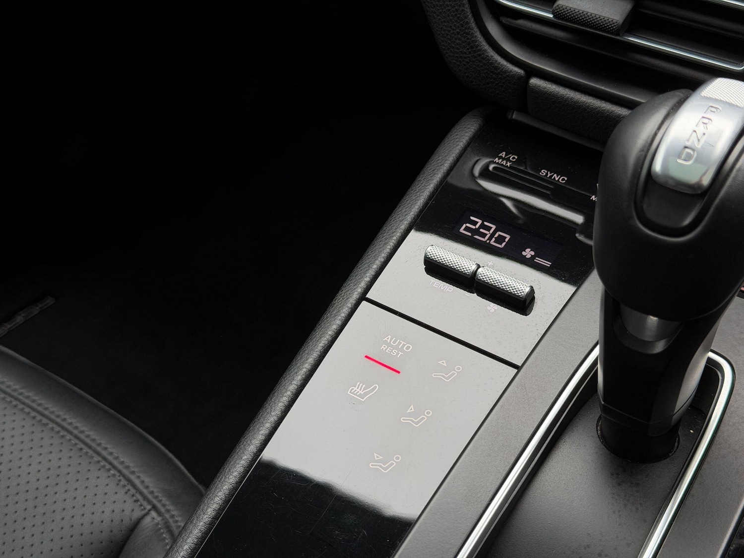 Used Porsche Macan 2022 for sale - 76965365: Photo 32