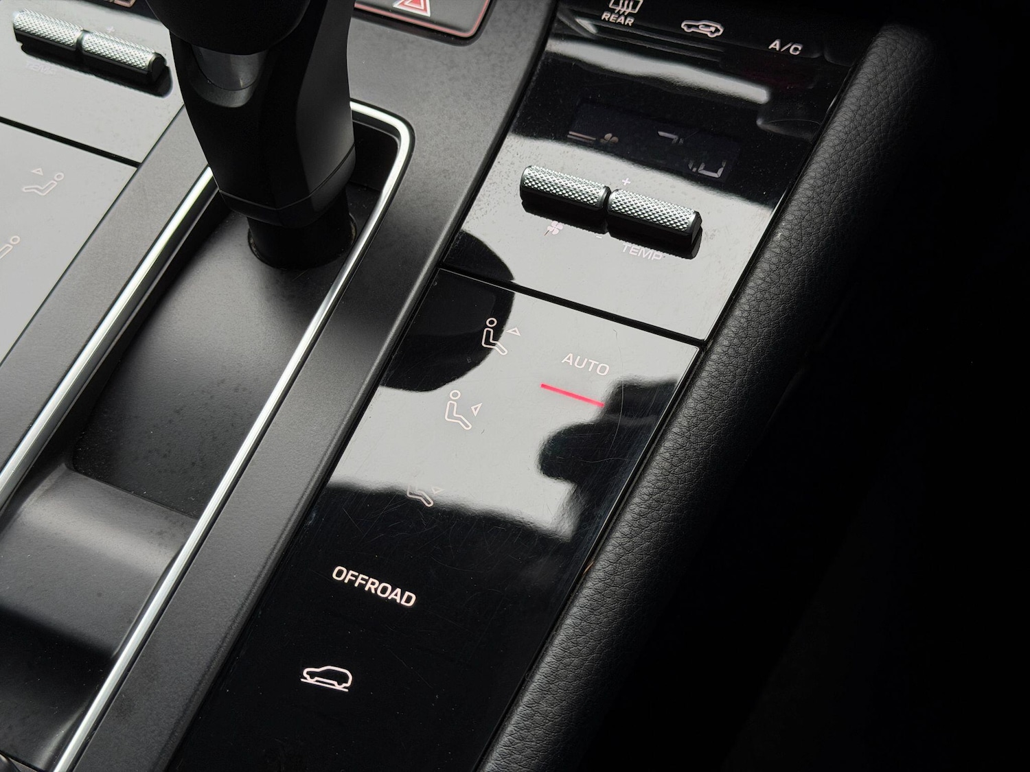 Used Porsche Macan 2022 for sale - 76965365: Photo 34