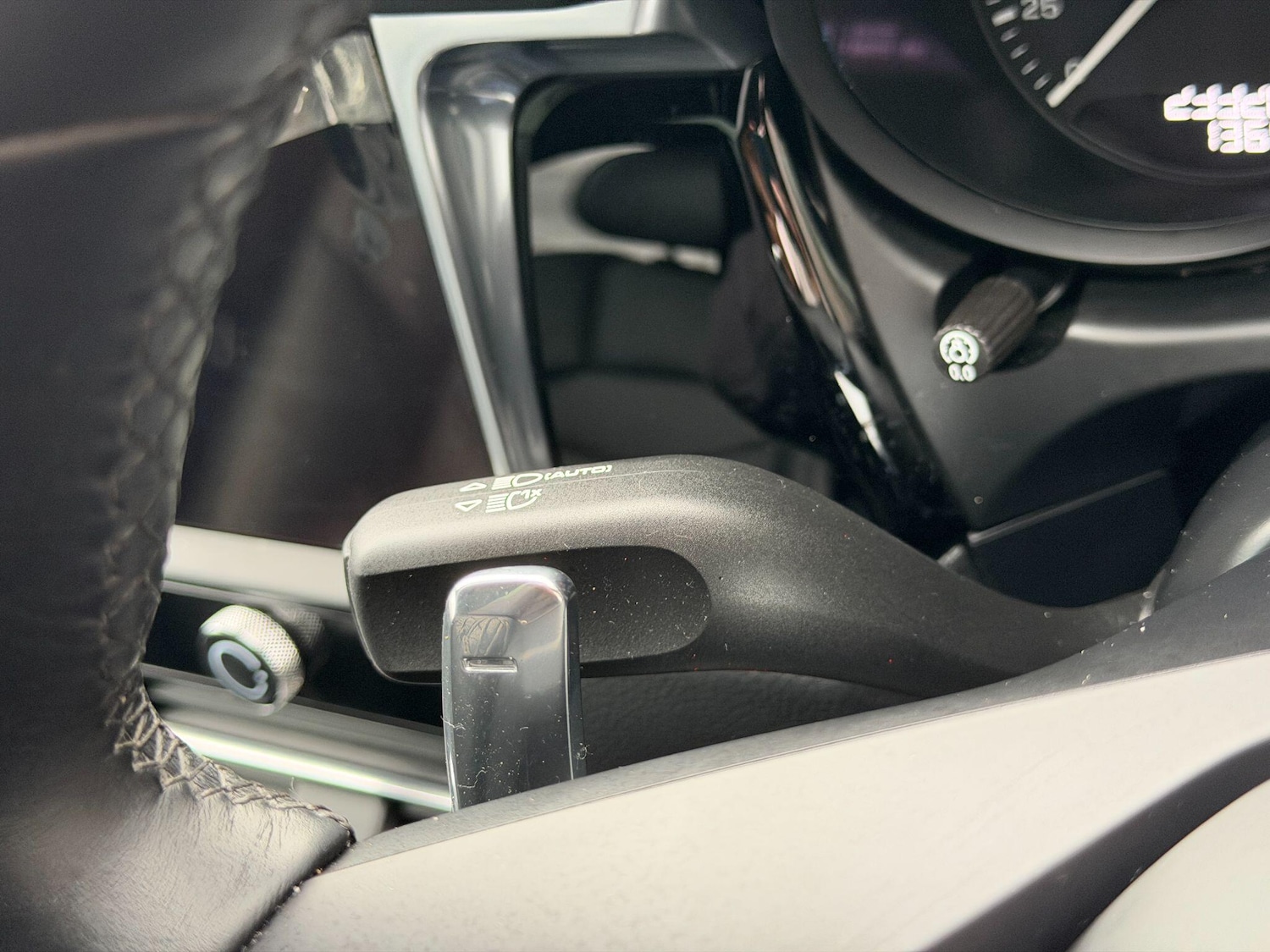 Used Porsche Macan 2022 for sale - 76965365: Photo 38