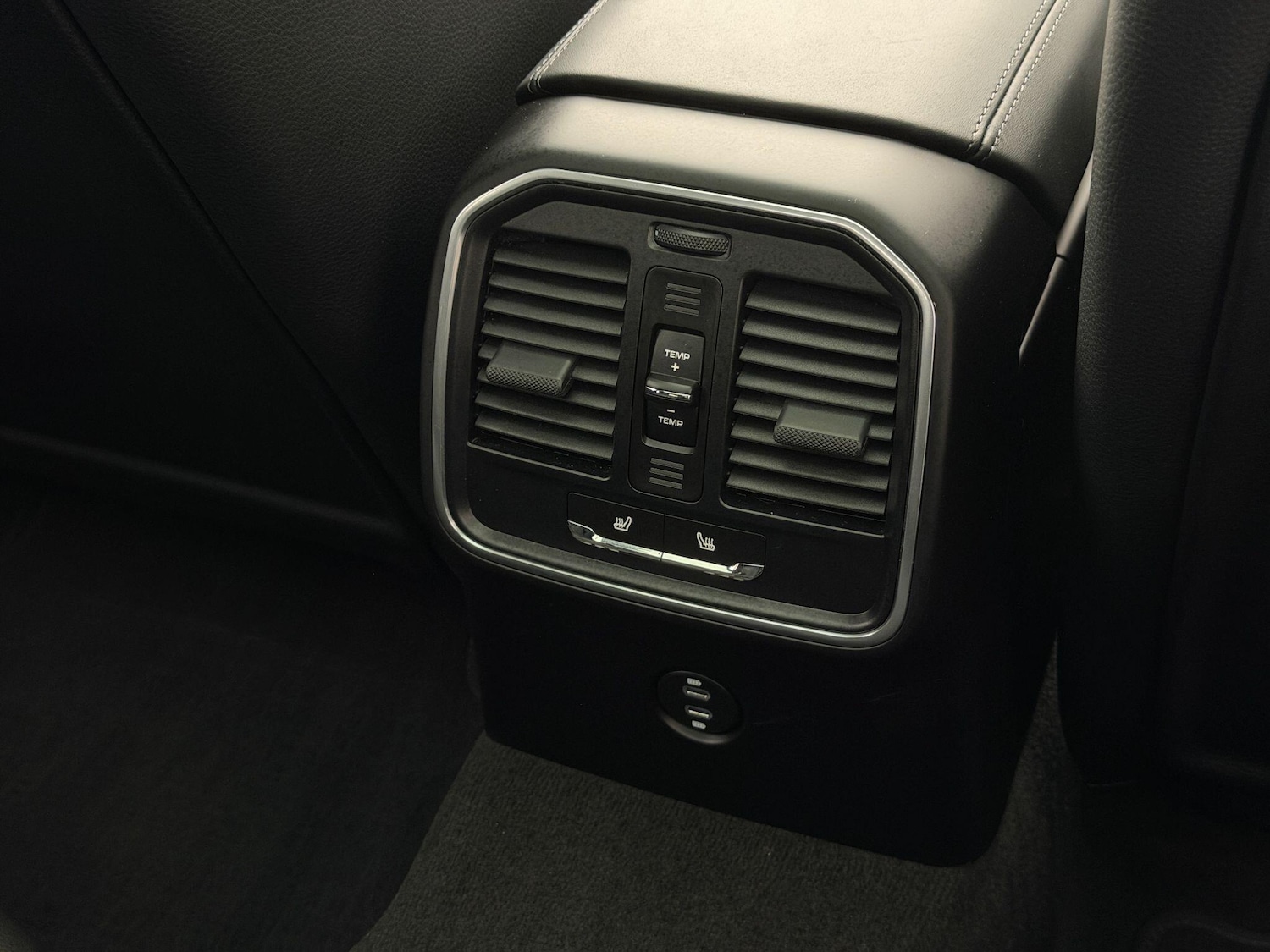 Used Porsche Macan 2022 for sale - 76965365: Photo 44