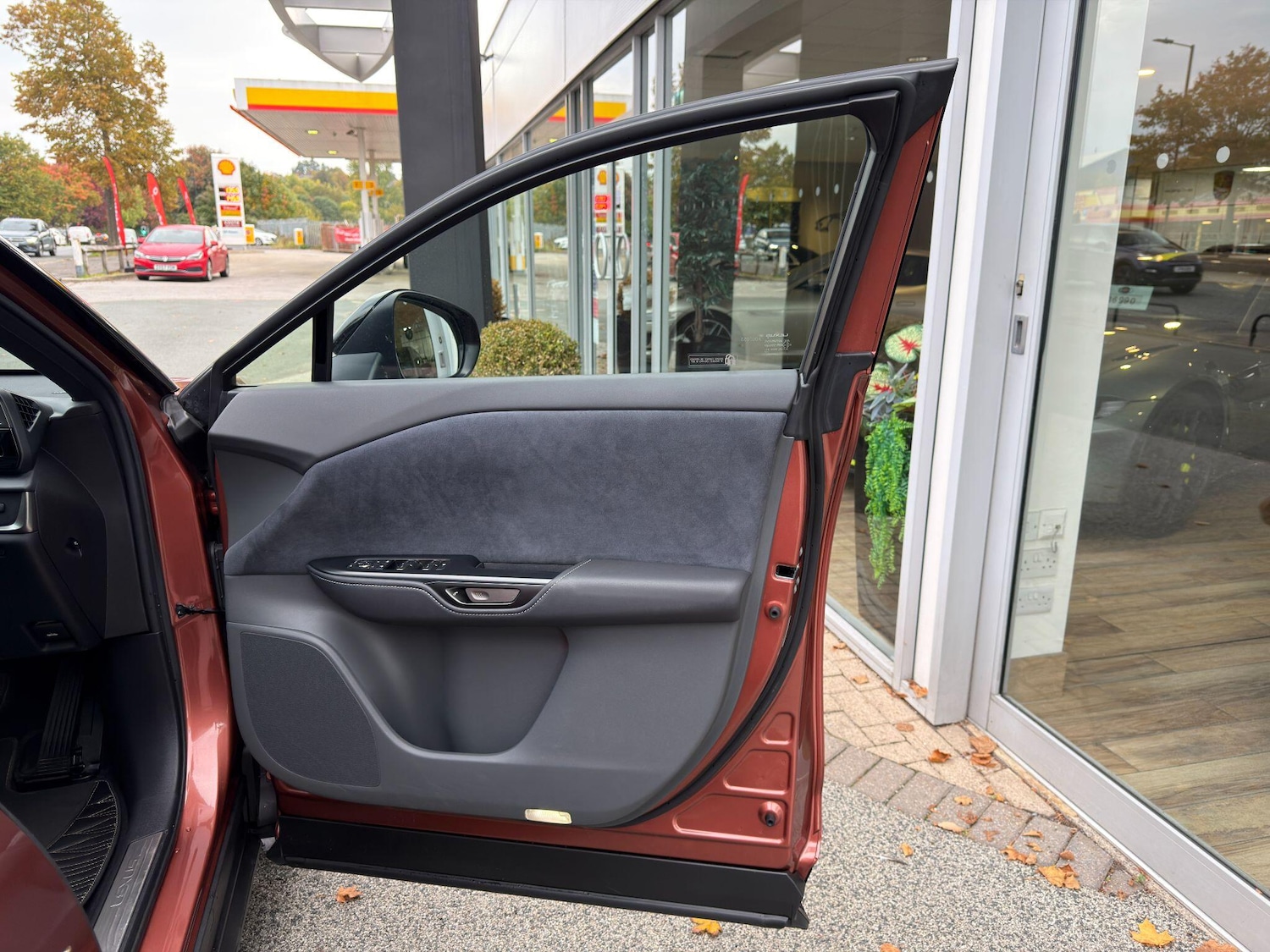 Used Lexus RZ 2023 for sale - 76997887: Photo 18