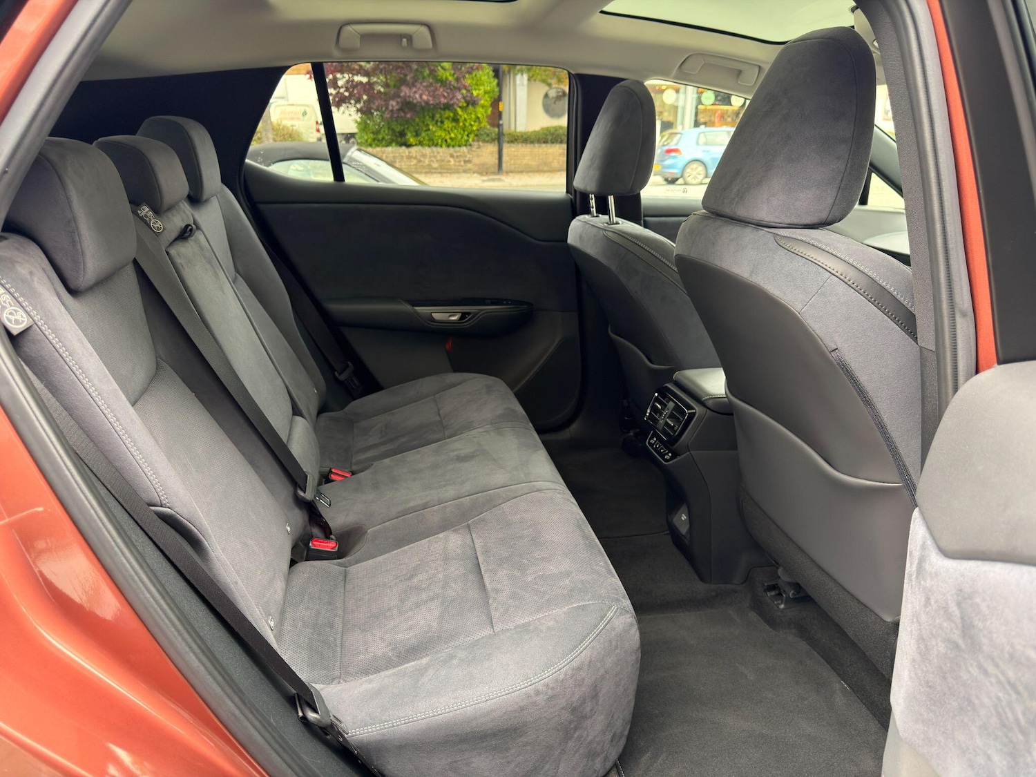 Used Lexus RZ 2023 for sale - 76997887: Photo 24