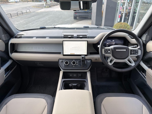 Used Land Rover Defender 110 2024 for sale - 76199877: Photo 20