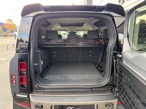 Used Land Rover Defender 110 2024 for sale - 76199877: Photo 78