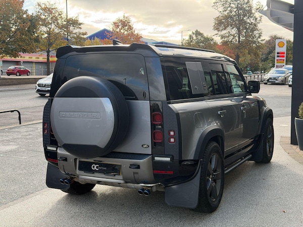 Used Land Rover Defender 110 2024 for sale - 76199877: Photo 8